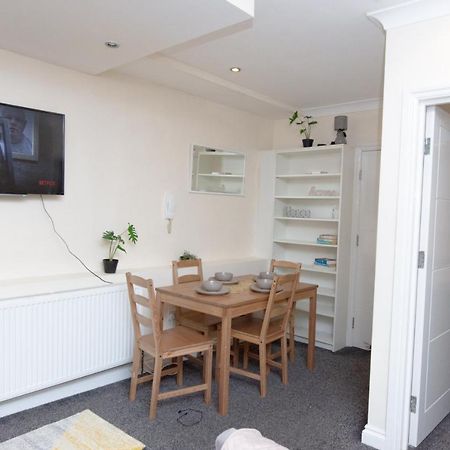 Evergreen Apartments-Flat 7, Londen Buitenkant foto